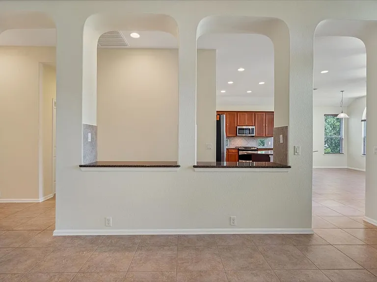 203 Raindance Cv — Photo 8