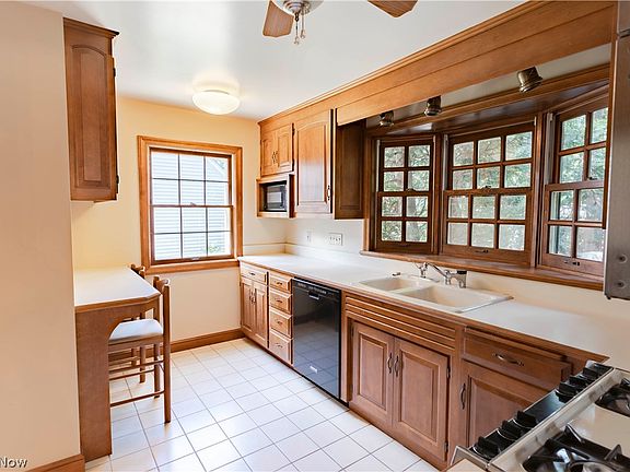 5th image of 4314 Chanticleer Dr