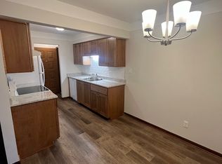 8190 Annsbury Dr APT 2, Shelby Township, MI 48316