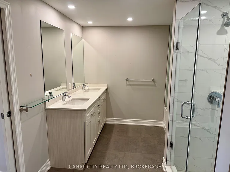 10 Albert St E #303 — Photo 24