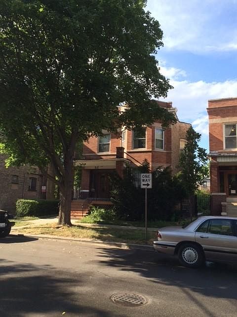 1st image of 2058 W Hutchinson St #2