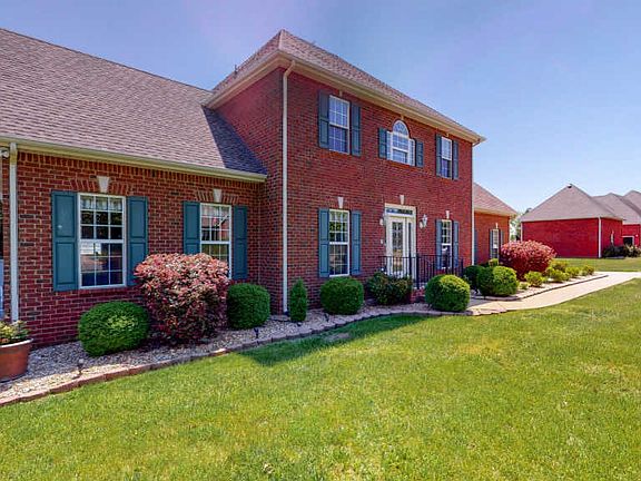 3rd image of 226 Appleby Ct