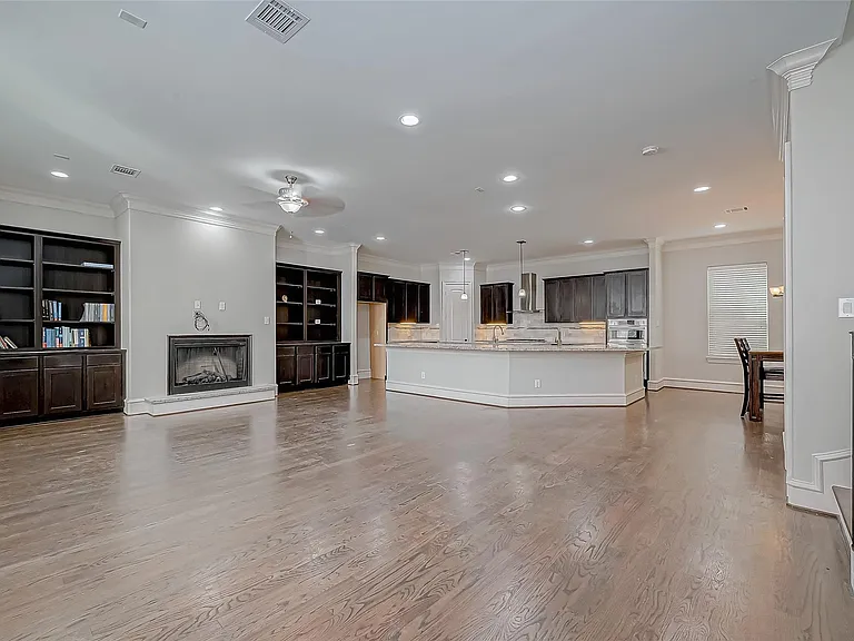 5226 Kiam St #1002 — Photo 8