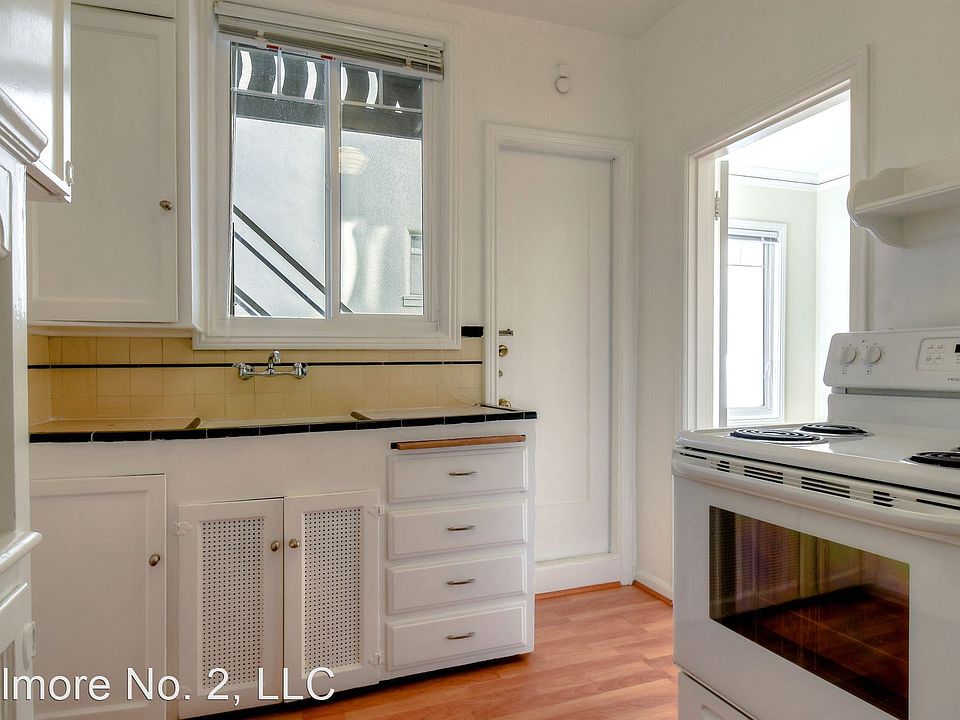 1st image of 3670 Fillmore St #1