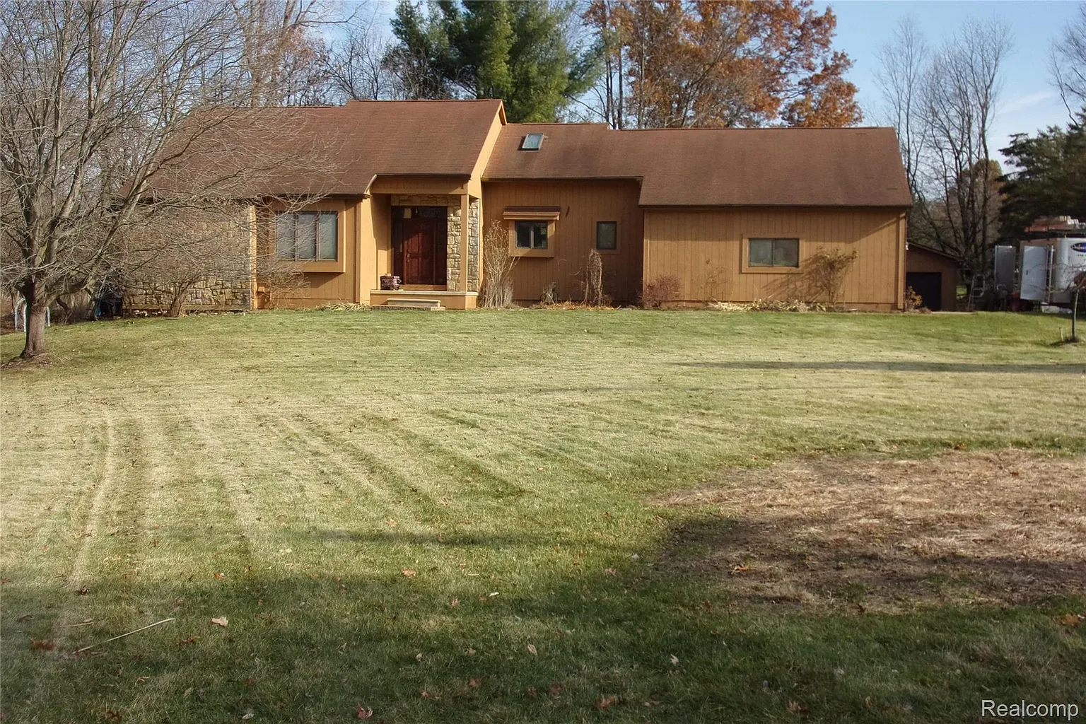 2702 Sligo Ln photo 1