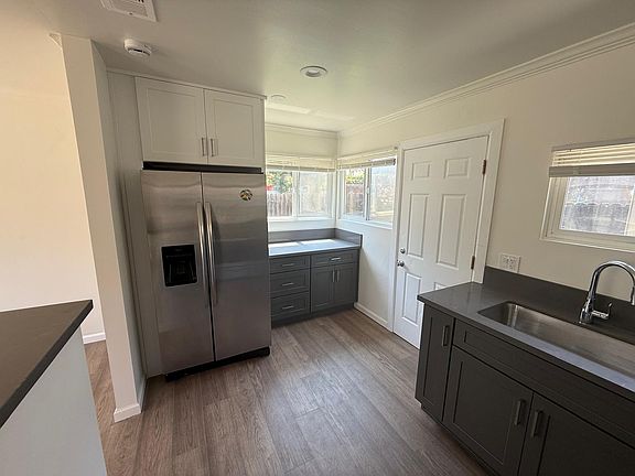 3rd image of 5657 Donna Ave