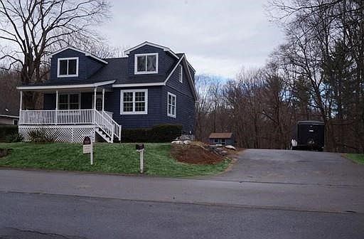 2nd image of 42 Manchester Dr
