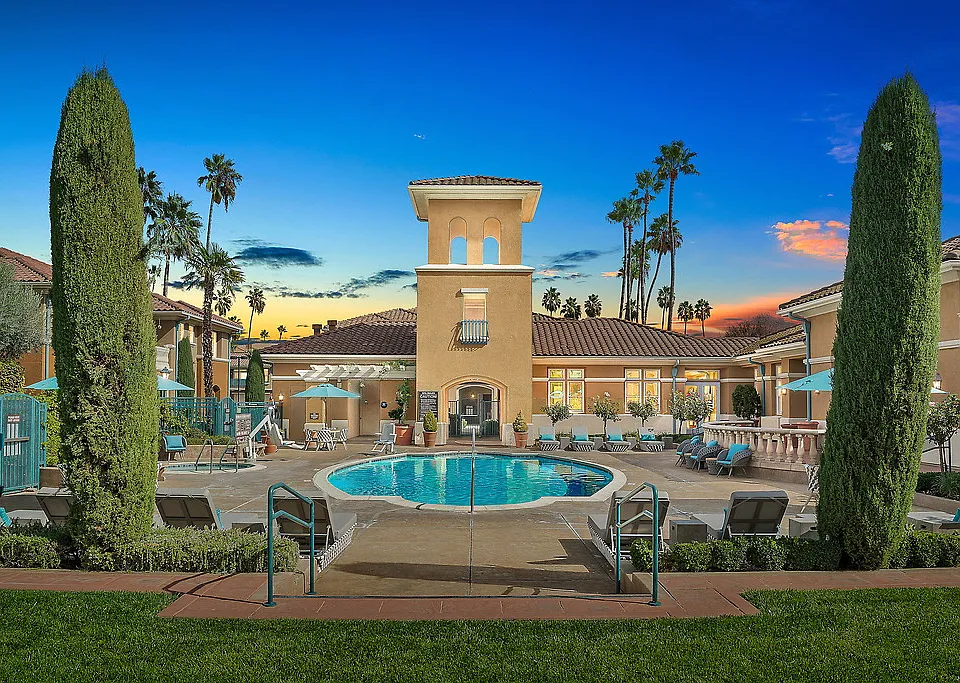 Villa Veneto at Palm Valley