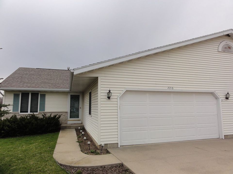 1st image of 2216 Dupont Dr