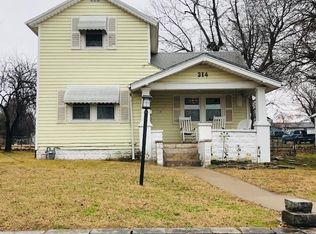 314 N McGregor St, Carthage, MO 64836