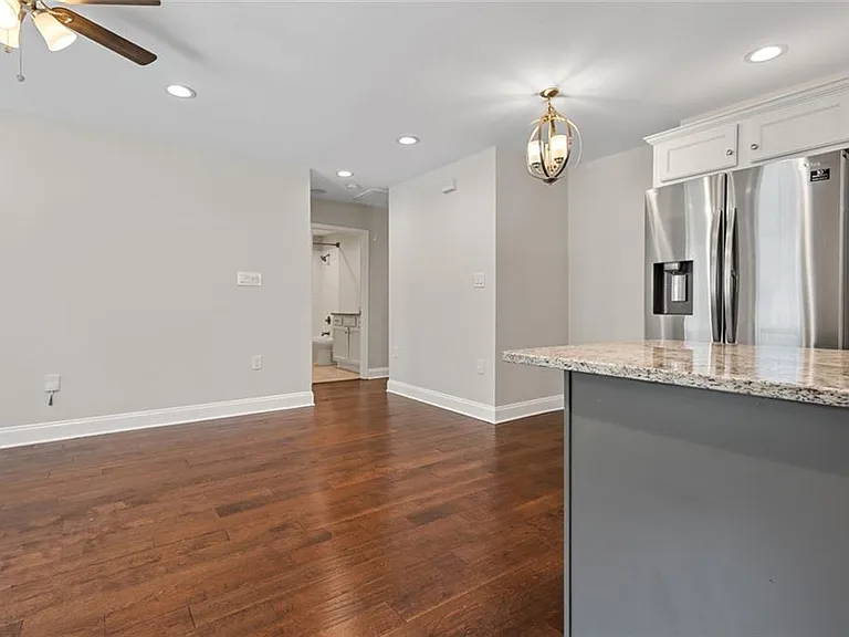 2952 Palm Dr — Photo 10