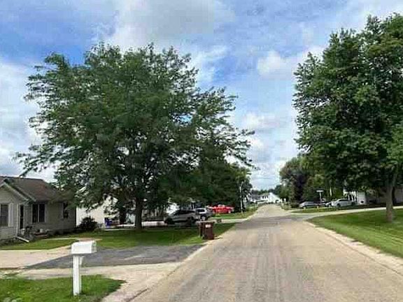 3rd image of 100 Windover Park Dr