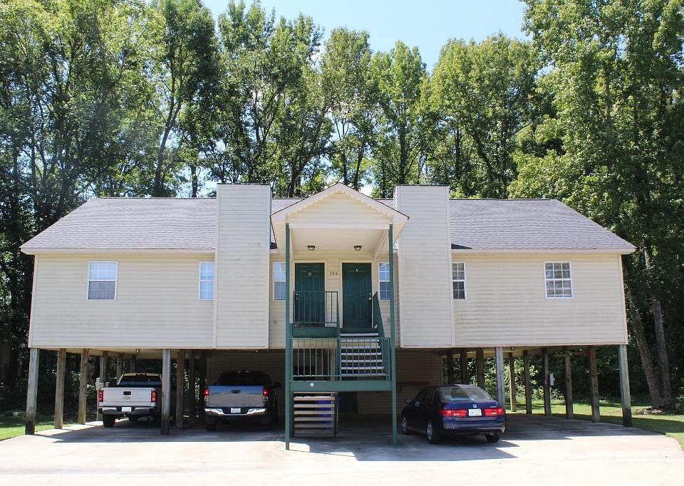1st image of 104 Benin Ct #A