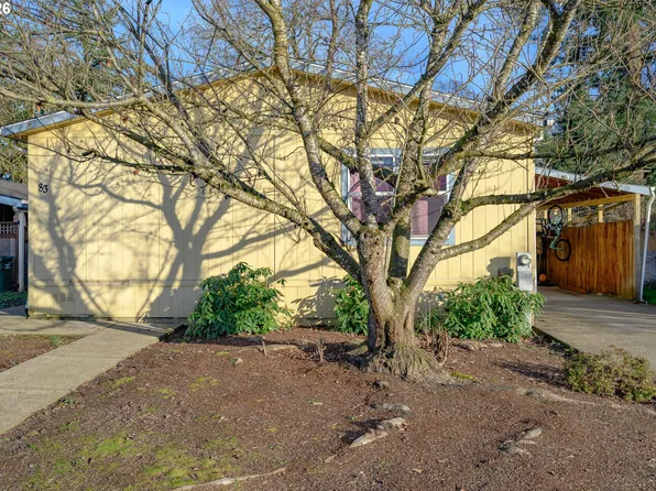1282 E 3rd St #83, Lafayette, OR 97127