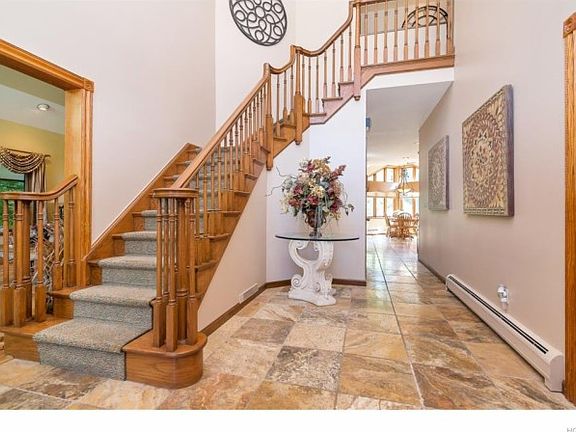 4th image of 2 Odell Dr