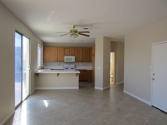 4th image of 16839 Merion Ln