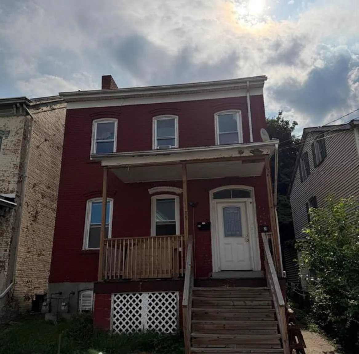 3 bed, 1740 sqft, $2,000 — Photo 1