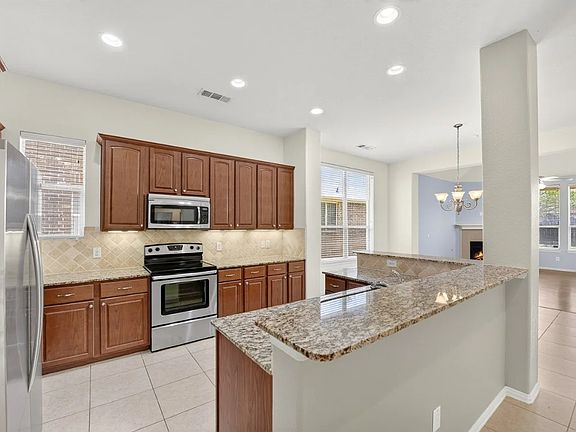 2nd image of 2668 Costa Mesa Dr