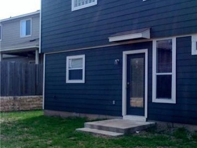 2nd image of 1610 Redwater Dr