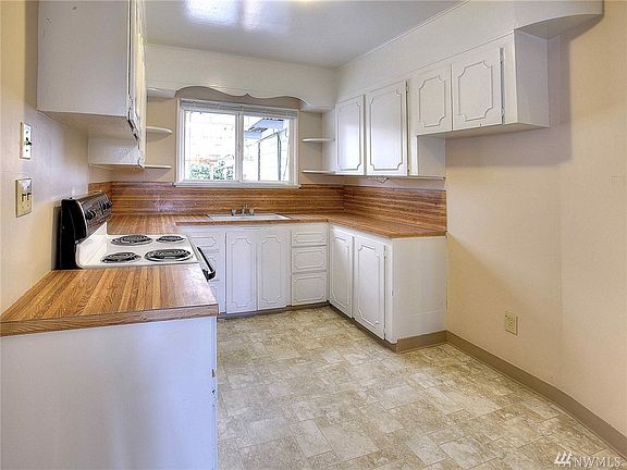 5th image of 6627 S Clement Ave