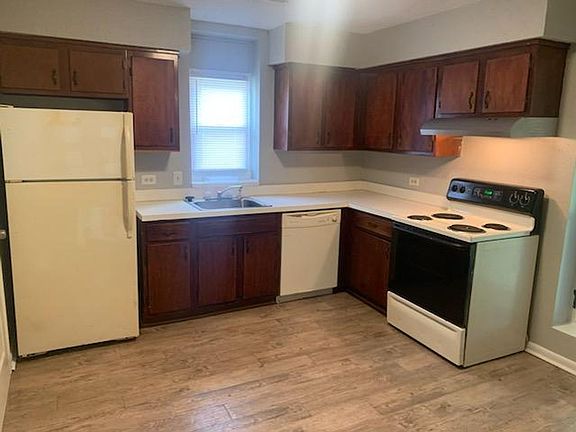 5th image of 300 Garcia Dr #C