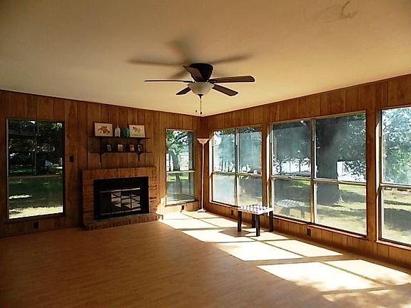 2nd image of 5104 Gibson Ct