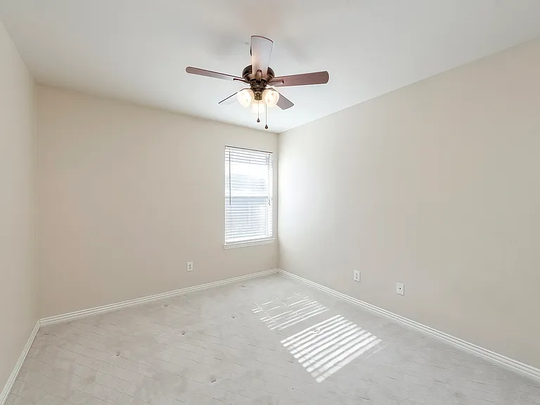 2716 Dawn Spring Dr — Photo 20