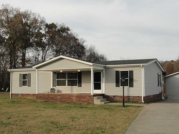 2nd image of 546 Saunders Ln