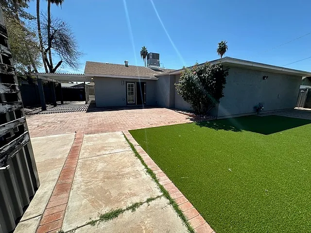 1416 E Del Rio Dr — Photo 37