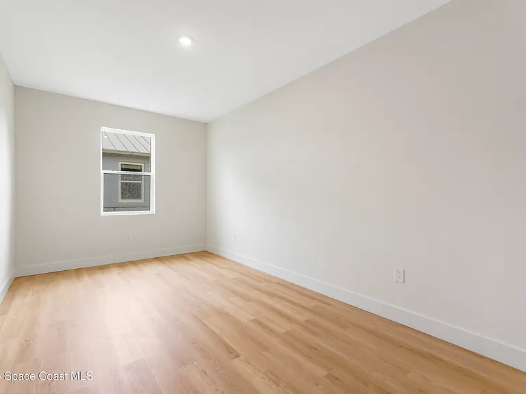 1041 Wesberry St SE — Photo 27