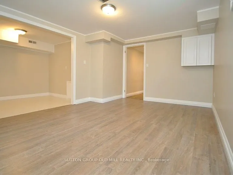 3606 Twinmaple Dr — Photo 13