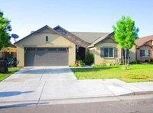 1022 Ryan Ave, Fowler, CA 93625