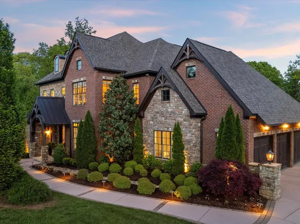 12914 Farmgate Ln, Farragut, TN 37934