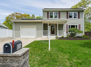 826 Applegate Ave, Brick, NJ 08723