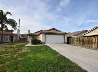 527 Silver Star Cir, Colton, CA 92324