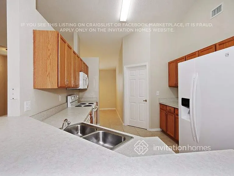 515 Eagle Ct — Photo 6