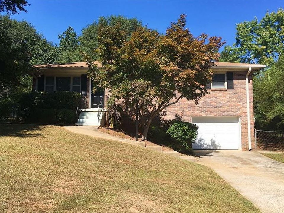 1st image of 768 Birchwood Ln SW