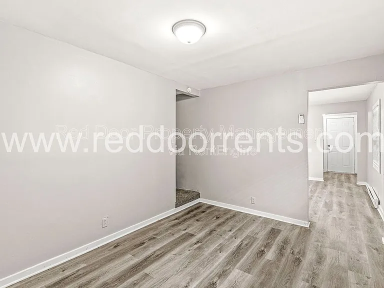 970 Edgemont Ave — Photo 16