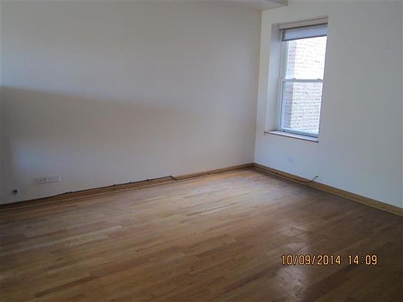 3rd image of 4718 S Saint Lawrence Ave #2