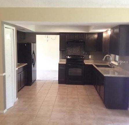 3rd image of 1188 E Fowler Dr