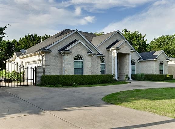 2nd image of 1219 Lansdale Dr