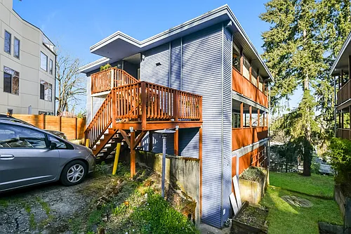 1710 Sturgus Ave S #1 Photo 1