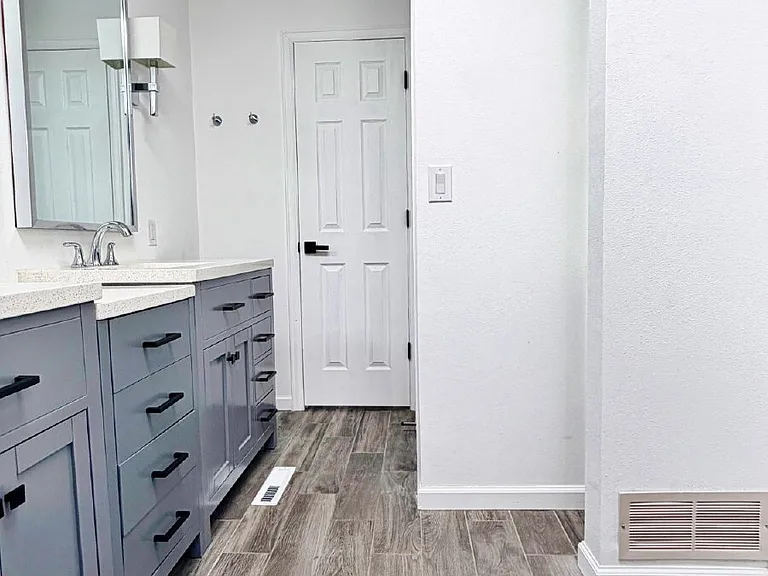 6764 Hillridge Pl — Photo 17