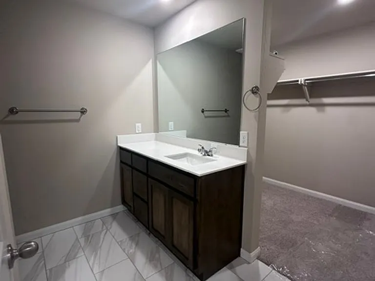 8105 Solare Pl — Photo 20