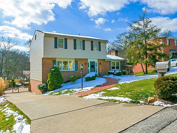 2nd image of 315 Laurelwood Dr
