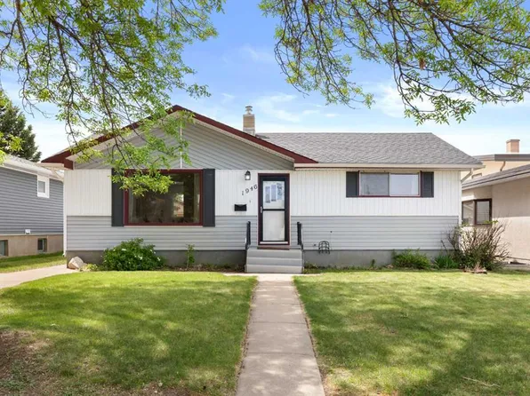 1946 E 17th Ave SE, Medicine Hat, AB T1A 3V4