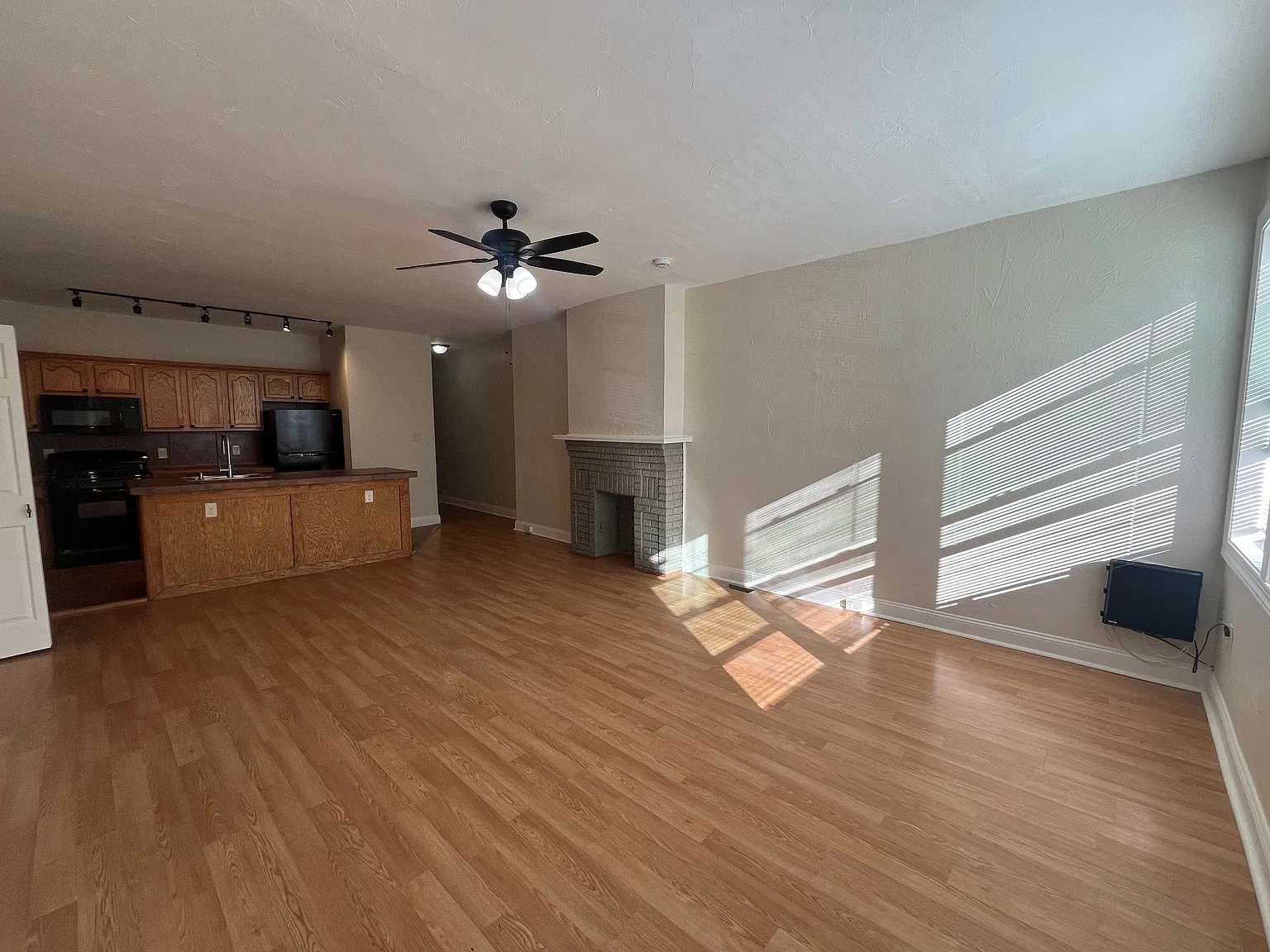 McPherson 6705 - 6705 — Photo 1