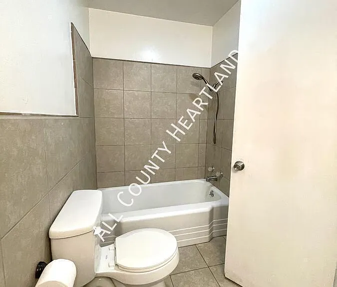 1100 Fenwick Pl — Photo 4