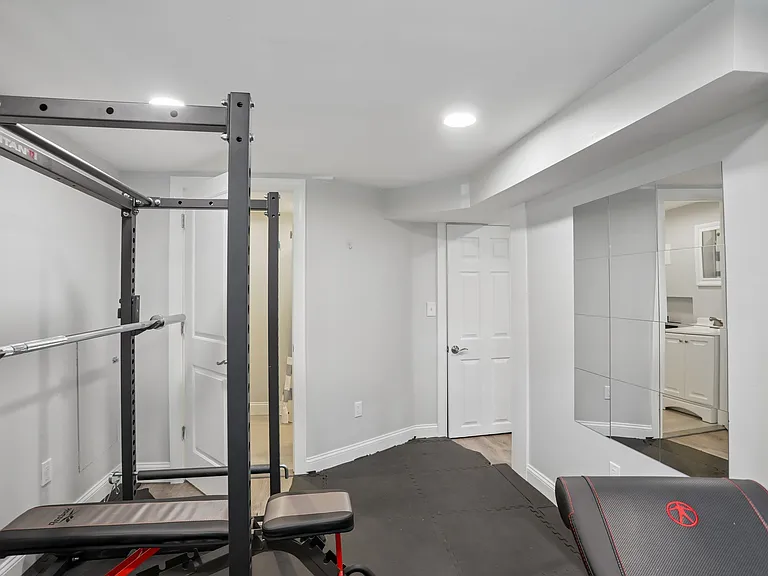 54 Allan Dr — Photo 36