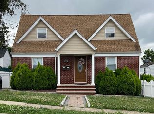 172 Orchard St, Garfield, NJ 07026